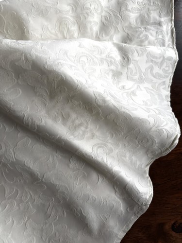 Round cream tablecloth - cream,
