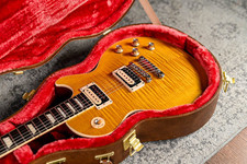 LES PAUL GIBSON USA SLASH SIGNATURE IN APPETITE AMBER