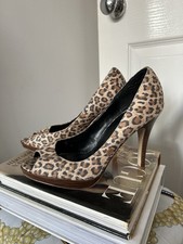 Vintage Leopard Print Peep Toe