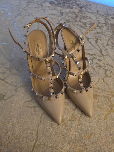 Valentino garavani rockstud - valentino,
