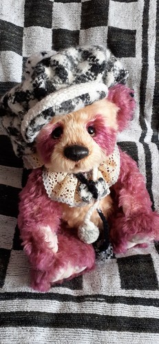 Fonda charlie bears - charlie,