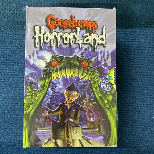 Goosebumps book set horrorland - book,
