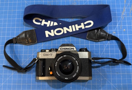 Chinon 35mm camera - cm-7, w/