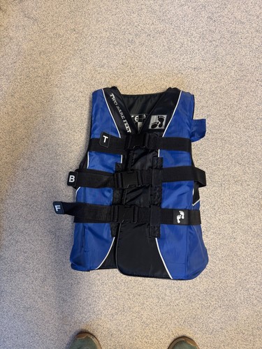 Two bare feet life jacket - bare,