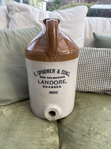 Antique spooner sons - e,