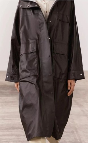 Nwt women zara - nwt, rain