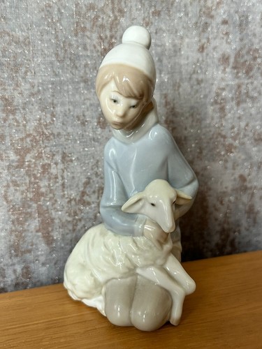 Retired 1970 vintage lladro - 1970's,