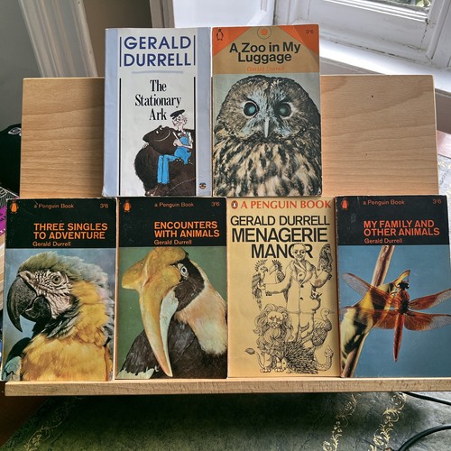 Gerald durrell penguin - gerald,