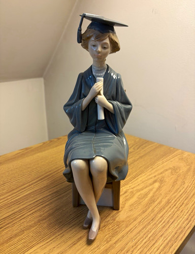 Lladro graduating girl - lladro, girl”