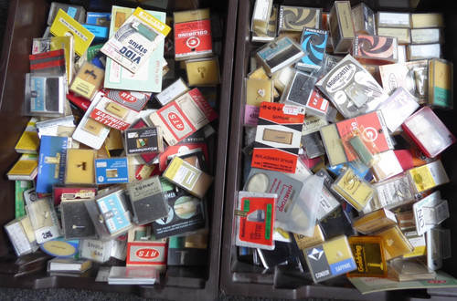 Job lot 200 - stylus,, record