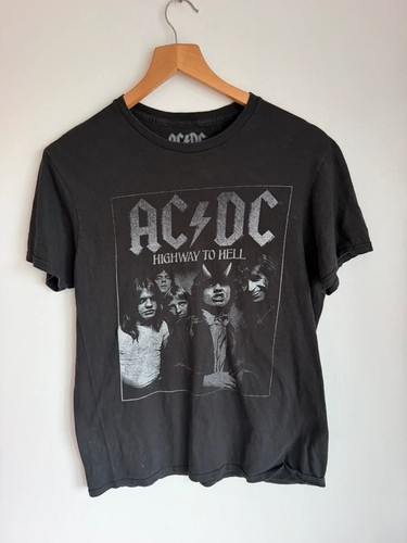 Highway hell black - ac/dc,