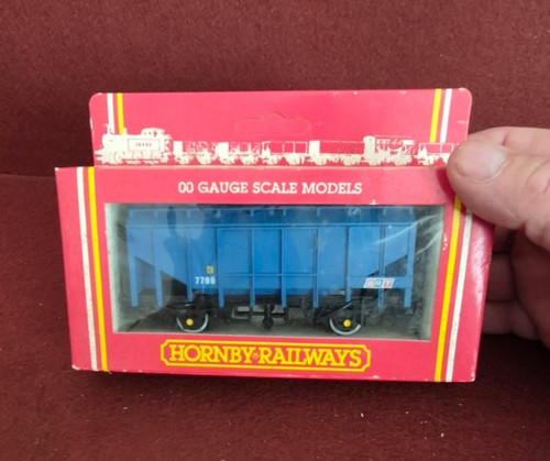 Hornby r023 bulk grain hopper - ,