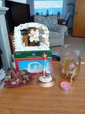 4 X ASSORTED CHRISTMAS ORNIMENTS ALL IN LOVELY CONDITION