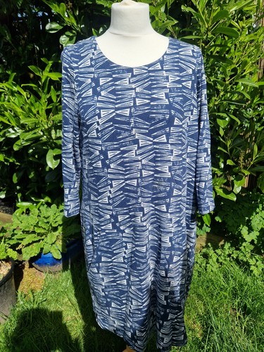 Mistral dress size - , b2