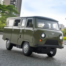1:18 Scale UAZ-452 Traveler