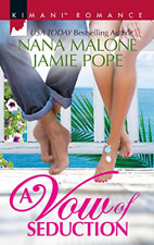 A Vow of Seduction: Hot Night in the Hamptons / Seduced Before Sunrise (Kimani R