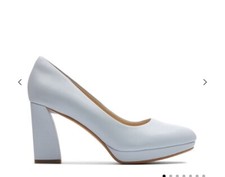 Clarks Ladies VISTA COURT pale