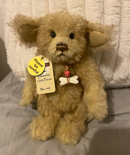 Charlie bears paws - no., 549