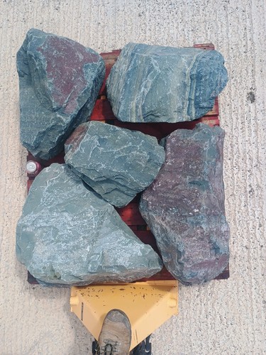 Large granite garden - granite, rocks