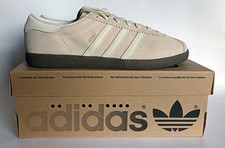 Adidas Originals. Bern W. UK