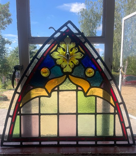 Large late victorian gothic - large,