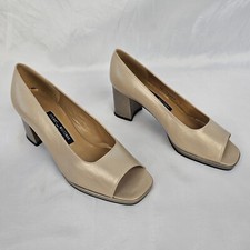 Stuart Weitzman Beige Leather