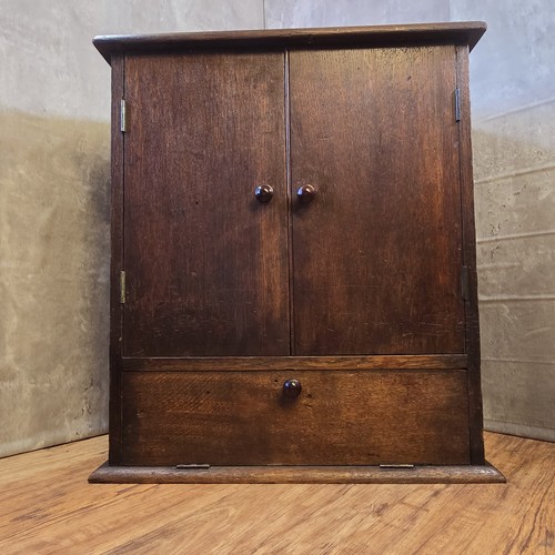 Vintage freestanding solid oak - vintage,