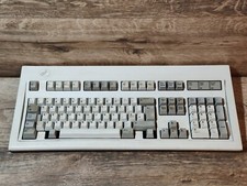 IBM Model M mechanical keyboard P/N 1391406 - 1989