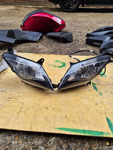 Yamaha yzf r125 - yzf, headlights