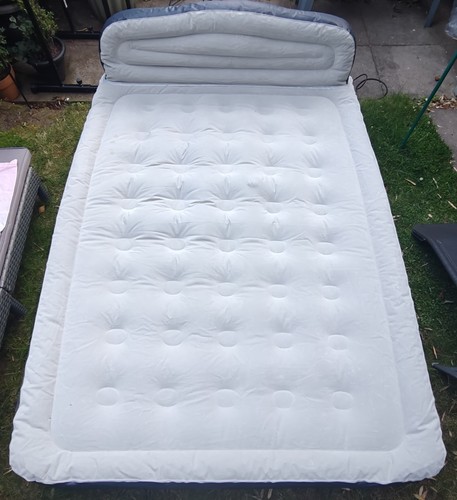 Yawn self inflating air bed - air,