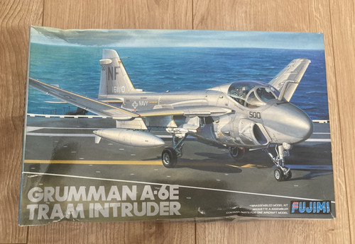 Fujimi model kit - fujimi,