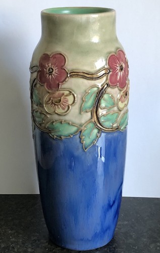 Stunning vintage royal doulton - stunning,