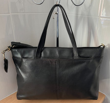 GiGi women's med-large black