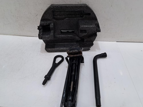 2010 ford fiesta jack tool - ford, jack/tool