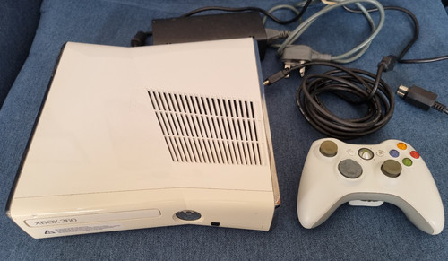 Microsoft xbox 360 slim - microsoft,