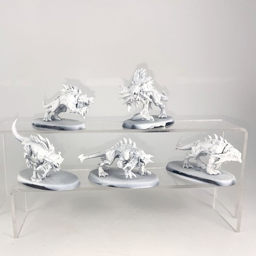 Flesh hounds plastic - x5,