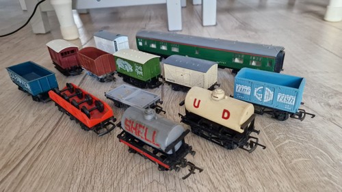 Hornby rolling stock - ., various