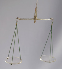 BEAUTIFUL W & T AVERY GLASS