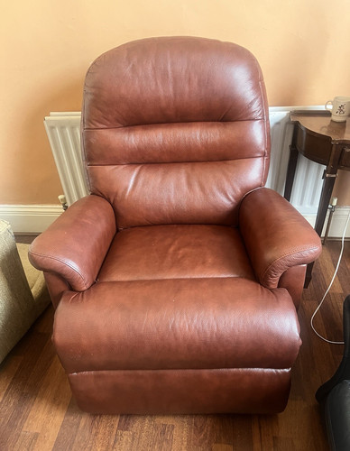 Deep red leather - , recliner