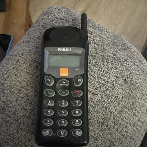 Phillips mobile phone ph301 - phillips,