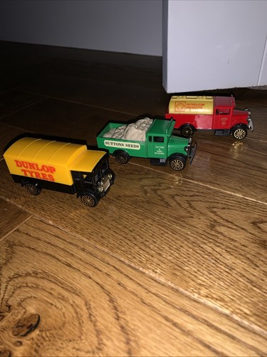 Gorgi delivery trucks - delivery, set