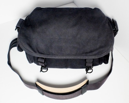 Domke black camera carry - f-2,