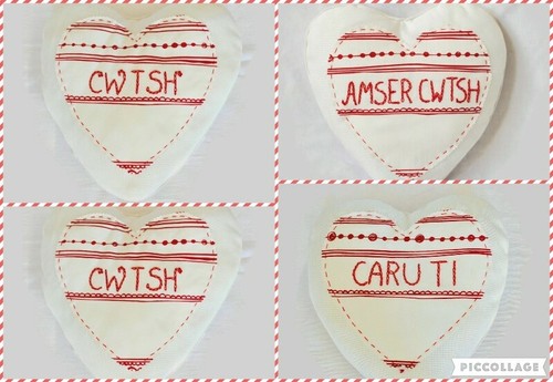 Welsh cwtsh heart - cwtsh,