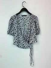 Zara White Floral Wrap Top V Neck Short Puff Sleeve Tie Waist Size S