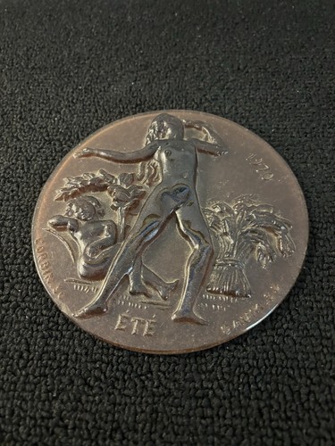 Daum and corbin - crystal, medal
