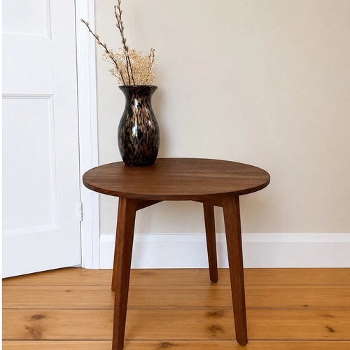 Hand made round - round, side