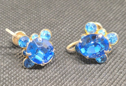 Vintage blue and gold toned - vintage,