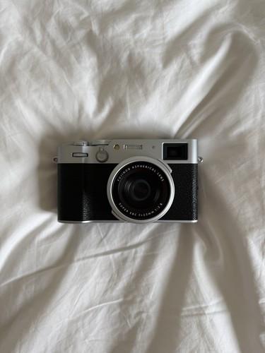 Fujifilm x100vi silver digital - silver,