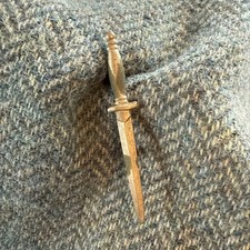 Vintage Royal Marine Commando Cap Badge - British - WW2 Era