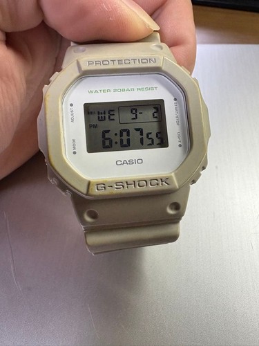 Casio shock 5600 digital - g-shock, dw-5600